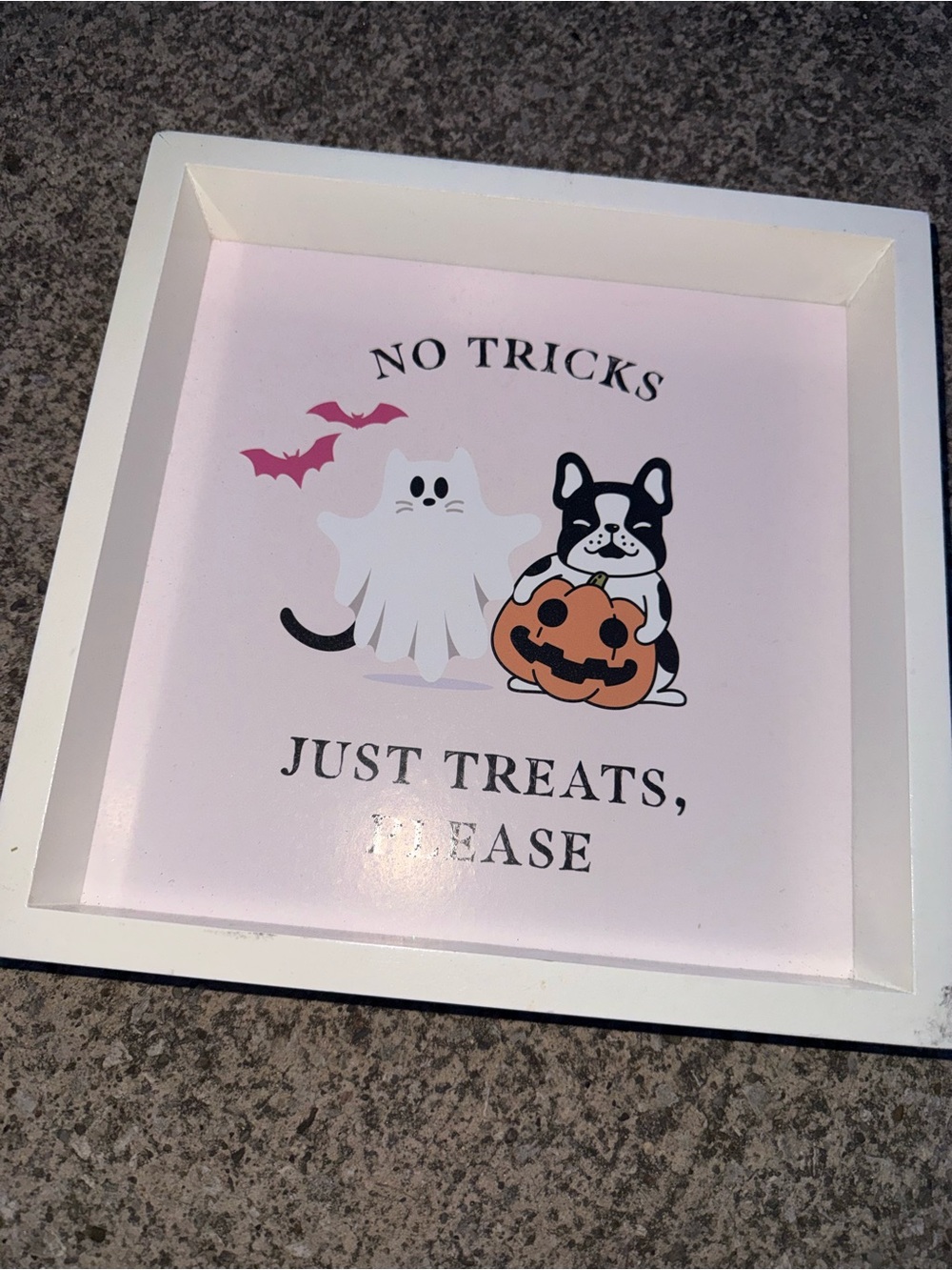 No Tricks Just Treats Pink Halloween Wall Decor NEW!